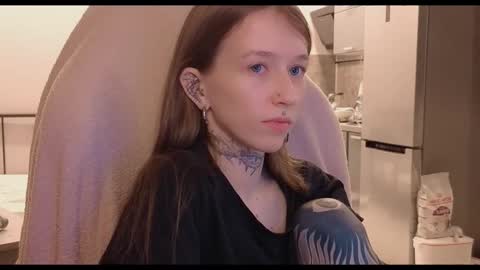 fran_bow online show from 11-22-25, 11:20