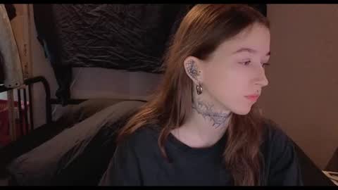 Snapshot of fran_bow chatting on 06-09-26, 11:11 fran_bow online show from 06-09-26, 11:11