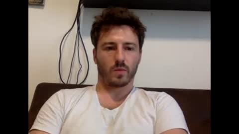 francaiiis online show from 10-21-25, 02:29