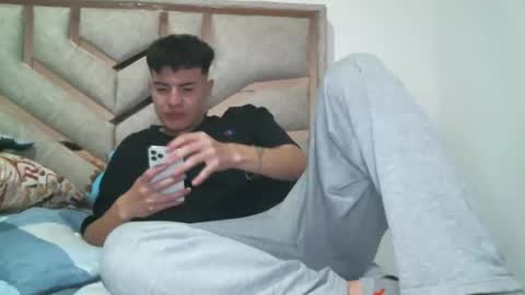 Snapshot of franccesco_699 chatting on 12-13-24, 02:54 franccesco_699 online show from 12-13-24, 02:54