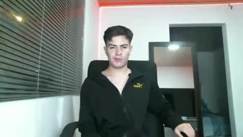 Snapshot of franccesco_699 chatting on 12-26-24, 11:24 franccesco_699 online show from 12-26-24, 11:24