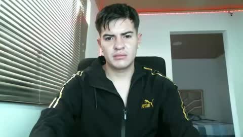 Snapshot of franccesco_699 chatting on 12-27-24, 06:10 franccesco_699 online show from 12-27-24, 06:10