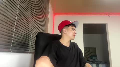 Snapshot of franccesco_699 chatting on 12-28-24, 11:48 franccesco_699 online show from 12-28-24, 11:48