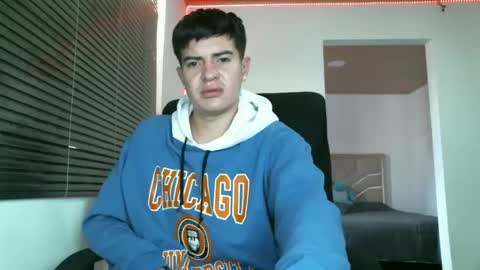 Snapshot of franccesco_699 chatting on 01-07-25, 04:05 franccesco_699 online show from 01-07-25, 04:05