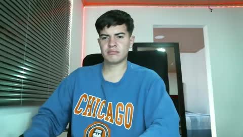 Snapshot of franccesco_699 chatting on 01-17-25, 04:36 franccesco_699 online show from 01-17-25, 04:36