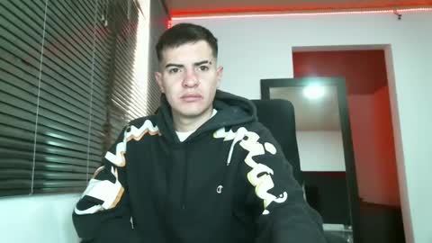 Snapshot of franccesco_699 chatting on 01-26-25, 03:25 franccesco_699 online show from 01-26-25, 03:25