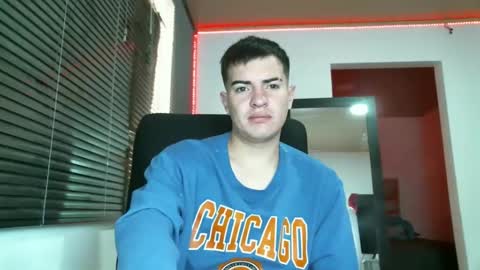 Snapshot of franccesco_699 chatting on 02-06-25, 05:09 franccesco_699 online show from 02-06-25, 05:09