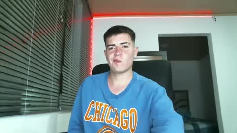 Snapshot of franccesco_699 chatting on 02-12-25, 11:41 franccesco_699 online show from 02-12-25, 11:41