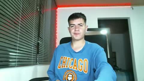 Snapshot of franccesco_699 chatting on 02-15-25, 12:26 franccesco_699 online show from 02-15-25, 12:26