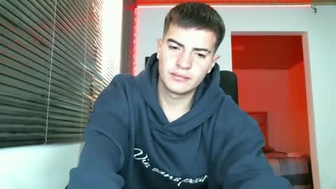 Snapshot of franccesco_699 chatting on 02-19-25, 04:33 franccesco_699 online show from 02-19-25, 04:33