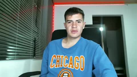 Snapshot of franccesco_699 chatting on 02-26-25, 12:16 franccesco_699 online show from 02-26-25, 12:16