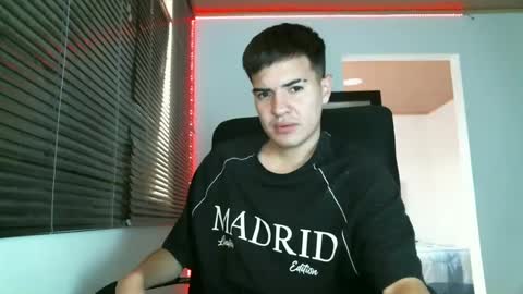 Snapshot of franccesco_699 chatting on 03-03-25, 02:37 franccesco_699 online show from 03-03-25, 02:37