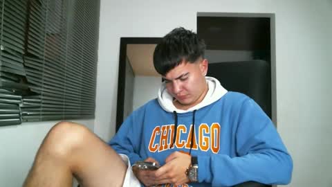 Snapshot of franccesco_699 chatting on 10-03-25, 10:51 franccesco_699 online show from 10-03-25, 10:51
