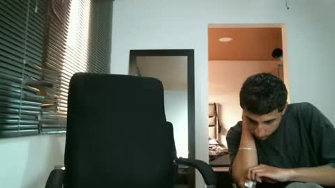 Snapshot of franccesco_699 chatting on 10-14-25, 05:36 franccesco_699 online show from 10-14-25, 05:36