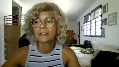 francelune online show from 01-30-25, 11:01