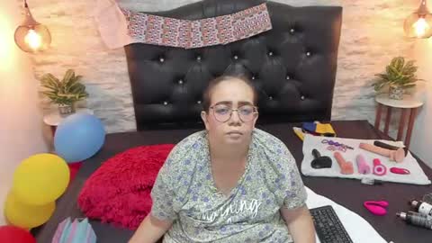 Snapshot of francesca_bbw chatting on 07-01-26, 01:51 online show from 07-01-26, 01:51