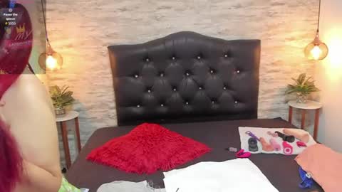 Snapshot of francesca_bbw chatting on 07-09-26, 02:37 online show from 07-09-26, 02:37