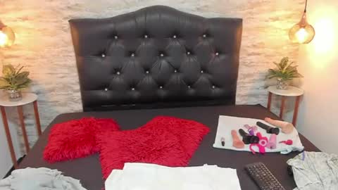 Snapshot of francesca_bbw chatting on 07-11-26, 02:47 online show from 07-11-26, 02:47