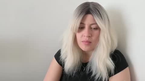 Snapshot of francescaasmith chatting on 09-24-25, 06:22 Francesca online show from 09-24-25, 06:22