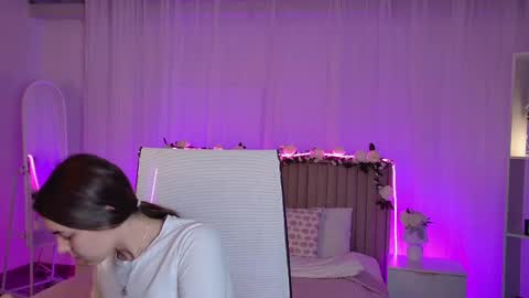 Snapshot of francescacavaliere chatting on 06-02-26, 09:11 Francesca online show from 06-02-26, 09:11
