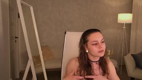 Snapshot of francescacavaliere chatting on 06-08-26, 01:11 Francesca online show from 06-08-26, 01:11