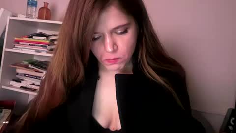 francescafey online show from 12-15-25, 08:29