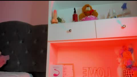 franchezcaa online show from 04-19-26, 06:10