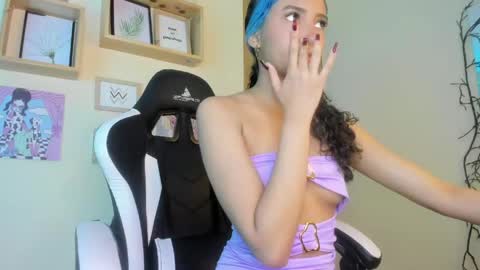 Snapshot of franchezcaa chatting on 06-04-26, 05:30 franchezcaa online show from 06-04-26, 05:30