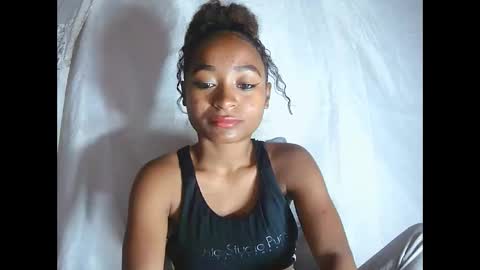 francine925426 online show from 11-22-25, 07:07