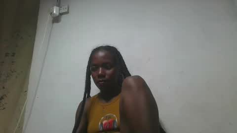 Snapshot of franckamby chatting on 11-30-25, 11:47 franckamby online show from 11-30-25, 11:47