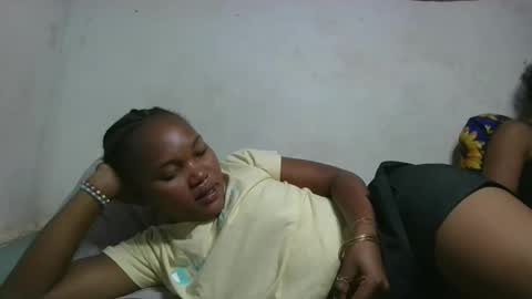 Snapshot of franckamby chatting on 12-15-25, 11:14 franckamby online show from 12-15-25, 11:14