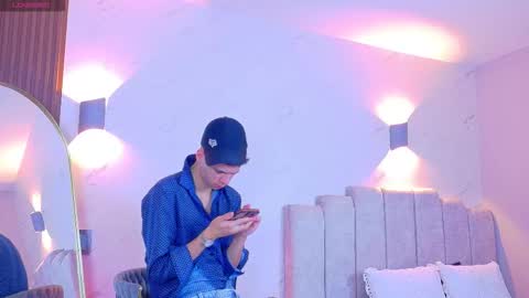 Snapshot of franco_boys chatting on 11-15-25, 10:26 Franco online show from 11-15-25, 10:26