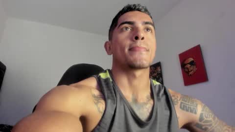 Snapshot of franco_ruiz_ chatting on 03-08-26, 04:55 franco online show from 03-08-26, 04:55