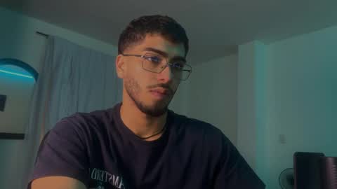 Snapshot of francobanderas1 chatting on 04-01-26, 07:00 FRANCO online show from 04-01-26, 07:00