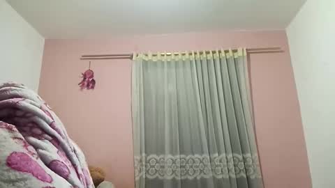 Snapshot of francy_froz chatting on 03-03-25, 08:43 francy froz online show from 03-03-25, 08:43