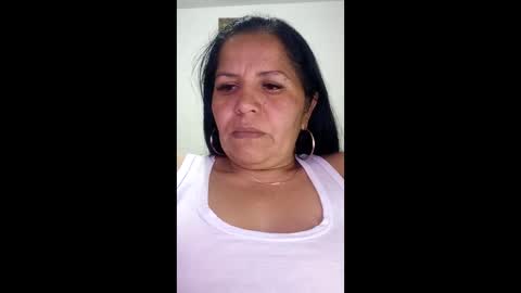 Snapshot of francy_froz chatting on 02-15-26, 03:58 francy froz online show from 02-15-26, 03:58