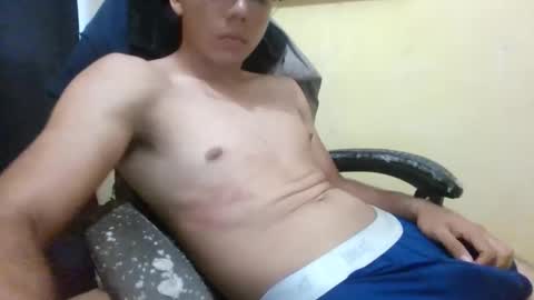 Snapshot of frank_04102597 chatting on 06-06-26, 12:38 frank_04102597 online show from 06-06-26, 12:38