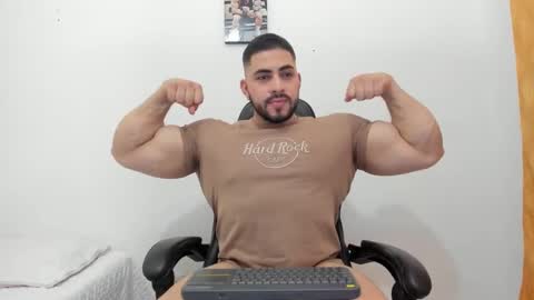 Snapshot of frank_foxx1 chatting on 10-04-25, 03:48 frank_foxx1 online show from 10-04-25, 03:48