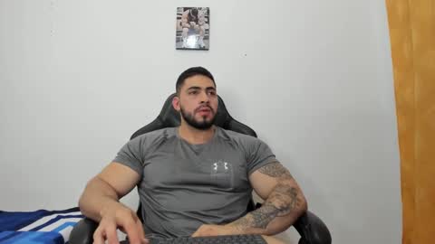 Snapshot of frank_foxx1 chatting on 11-02-25, 04:04 frank_foxx1 online show from 11-02-25, 04:04