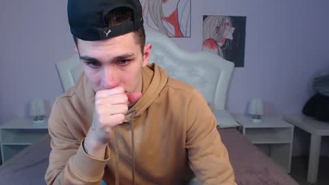 Snapshot of frank_mooree chatting on 01-10-25, 03:18 Frank online show from 01-10-25, 03:18