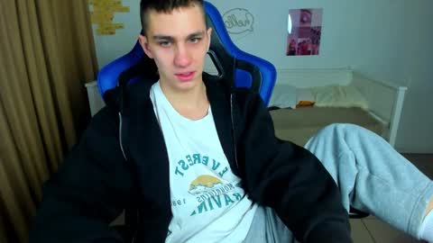 Frank online show from 02-26-26, 05:17