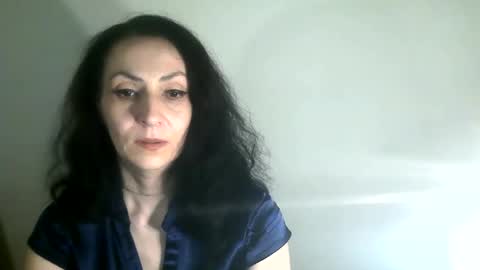 Snapshot of frankieteasing chatting on 12-21-24, 02:09 frankieteasing online show from 12-21-24, 02:09