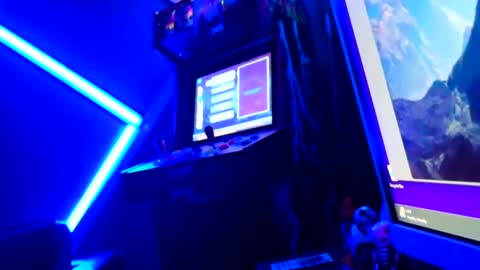 frankievw9 online show from 09-12-25, 10:59