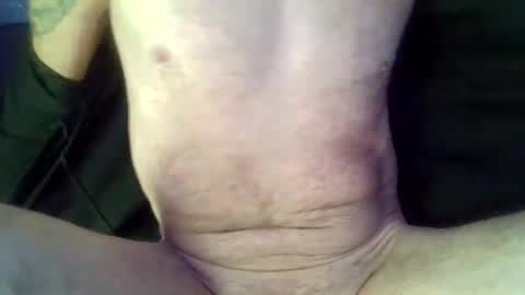 Snapshot of franklyzappa chatting on 12-18-25, 03:51 Girth Brookes online show from 12-18-25, 03:51