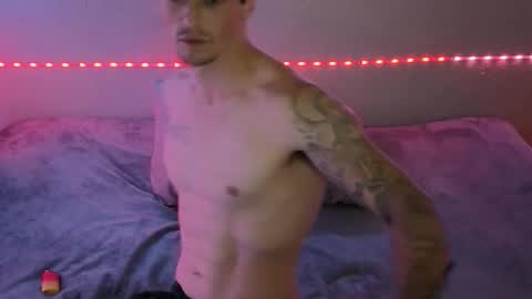 Snapshot of frankoafterdark chatting on 09-13-25, 01:38 Franco online show from 09-13-25, 01:38