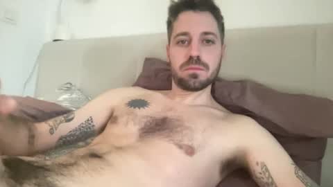Snapshot of frankybiiig chatting on 12-15-24, 10:07 thegoodandbiiig online show from 12-15-24, 10:07
