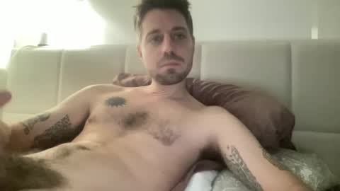 Snapshot of frankybiiig chatting on 12-21-24, 07:06 thegoodandbiiig online show from 12-21-24, 07:06