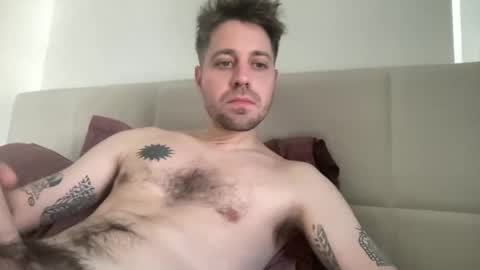 Snapshot of frankybiiig chatting on 02-02-25, 01:19 thegoodandbiiig online show from 02-02-25, 01:19