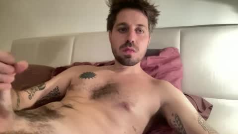 Snapshot of frankybiiig chatting on 10-16-25, 05:25 thegoodandbiiig online show from 10-16-25, 05:25
