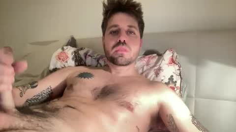 Snapshot of frankybiiig chatting on 11-22-25, 06:40 thegoodandbiiig online show from 11-22-25, 06:40